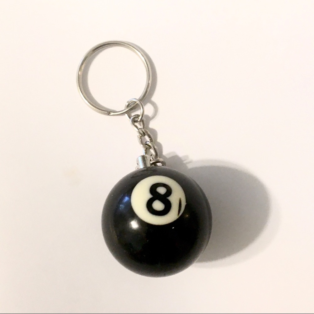 LAST ONE! 8 Ball keychain - Picture 2 of 5